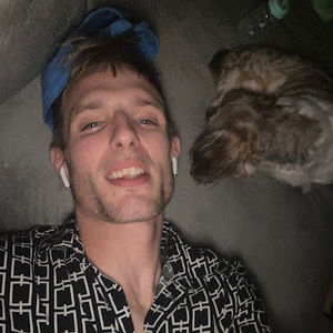 Meet your Posher, Daniel